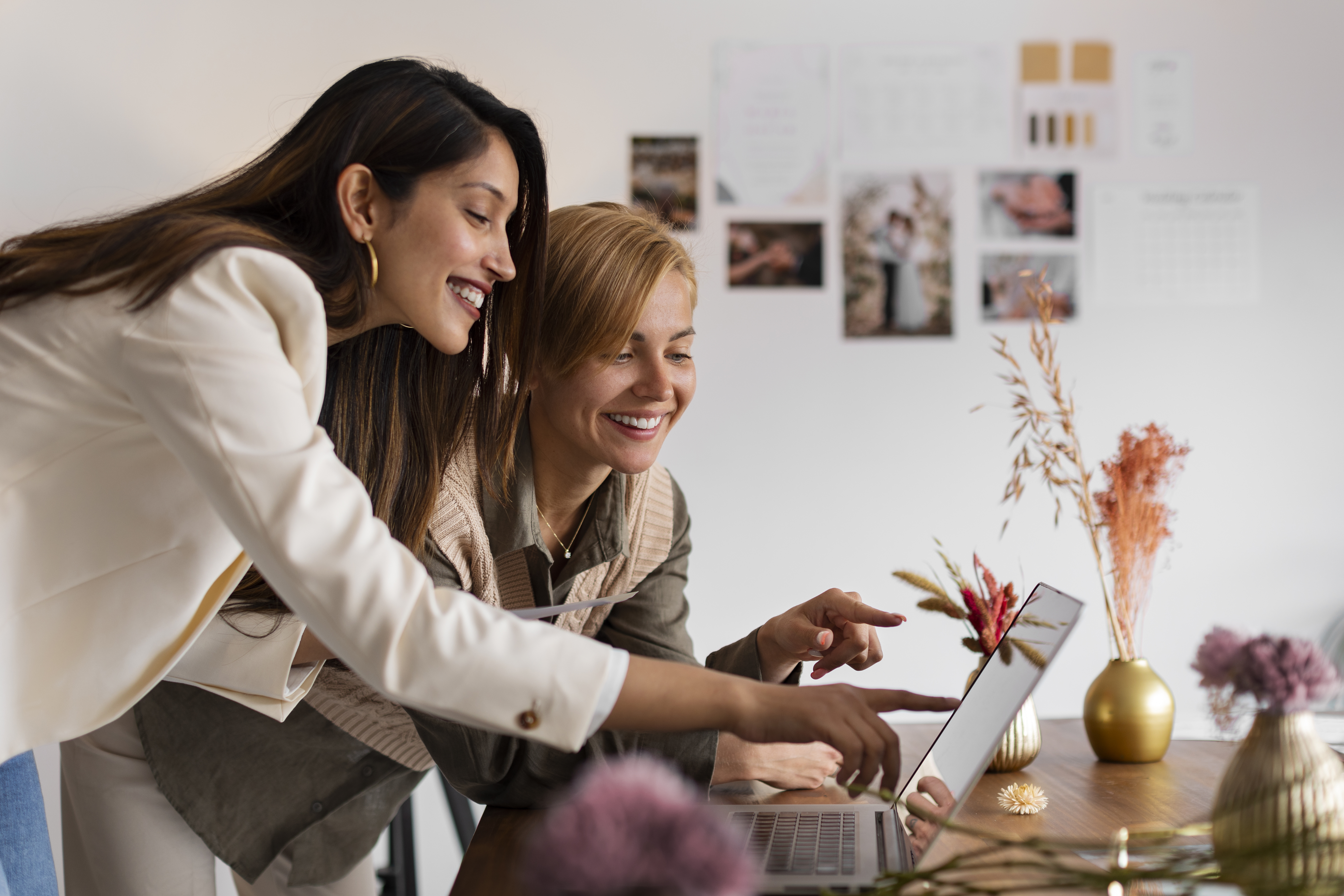 Emprenent el camí cap a l'èxit: Empresa i iniciativa emprenedora