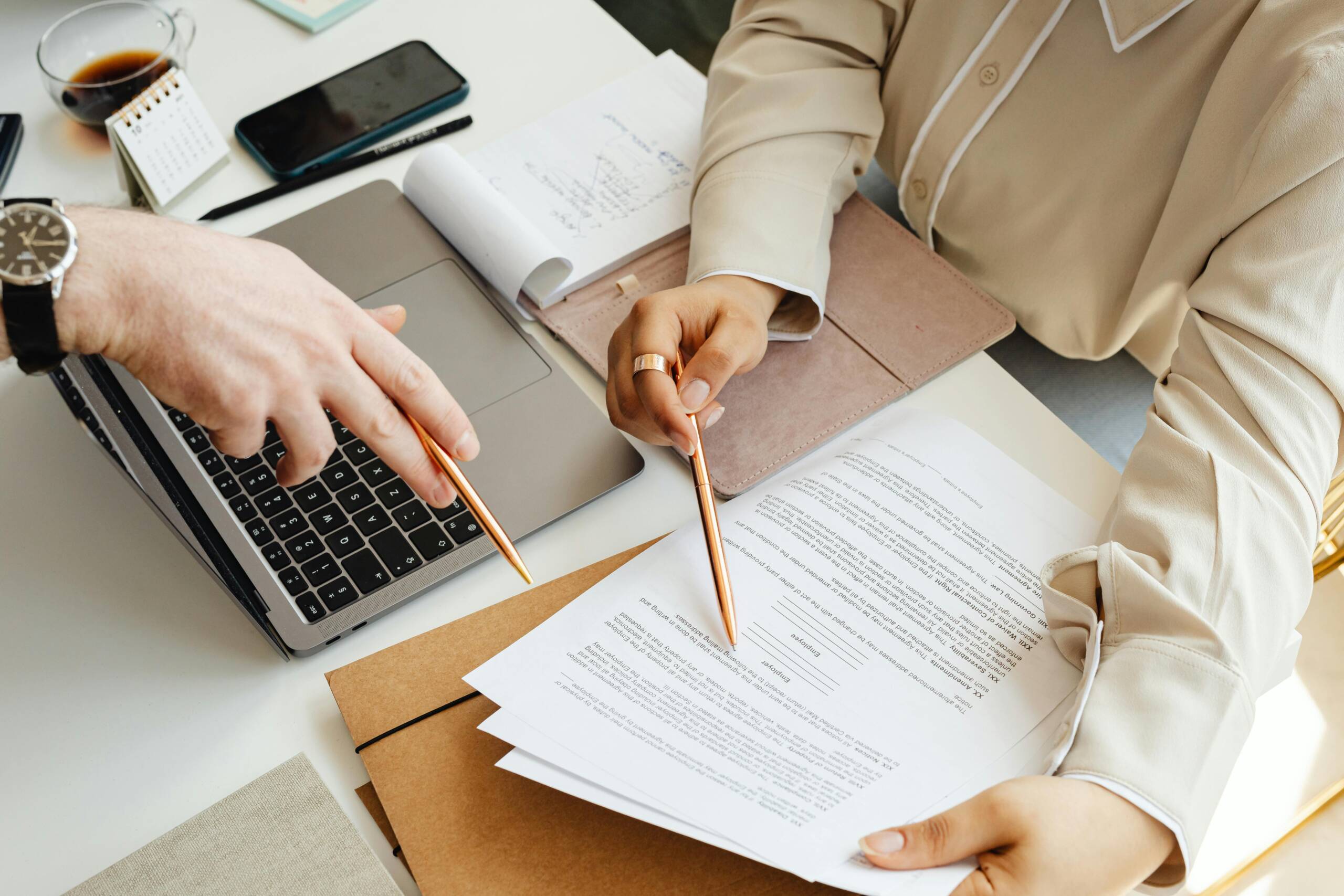 Què fa un Gestor Administratiu? Funcions principals